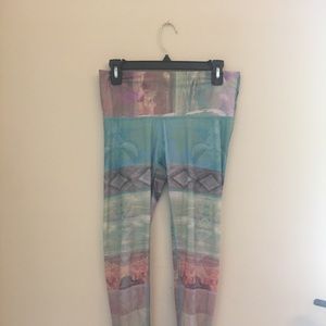 Teeki Leggings